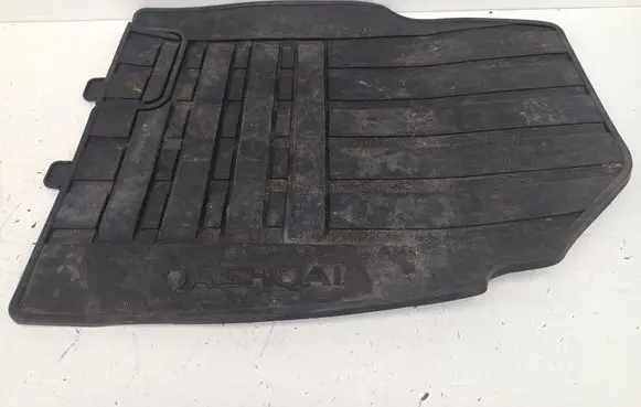 Nissan Qashqai Front floor mat KE748JD189