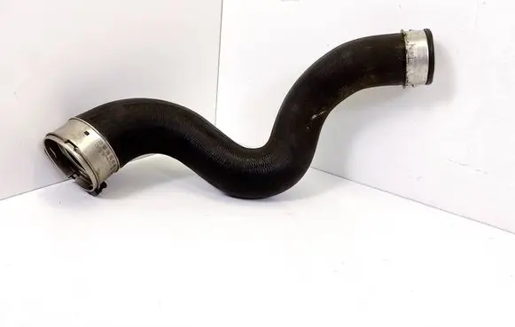 Intercooler hose/pipe