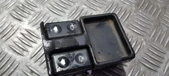 BMW 5 E34 Electric window control switch 1378126