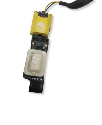 Volkswagen Touareg I Airbag deployment crash/impact sensor 4B0959643E 130806 103024