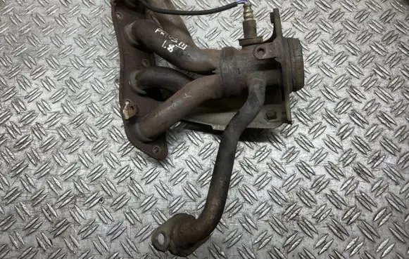 Toyota Prius (XW30) Turbo system vacuum part 