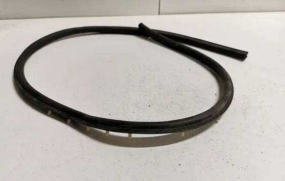Ford Mustang VI Engine compartment rubber FR3B16A942