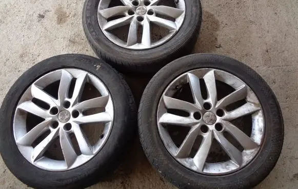 Peugeot 508 R17 alloy rim 9671401380
