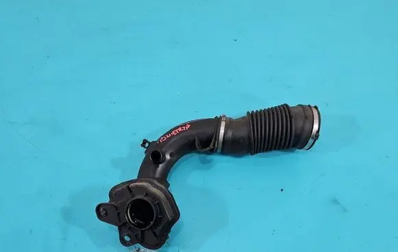 Intercooler hose/pipe