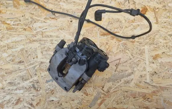 Mercedes-Benz GLC X253 C253 Rear brake caliper A2534230800