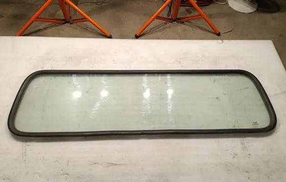 Fiat Ducato Rear windscreen/windshield window 43R000980