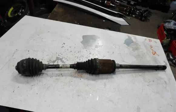 BMW 6 F06 Gran coupe Front driveshaft AZ759304604