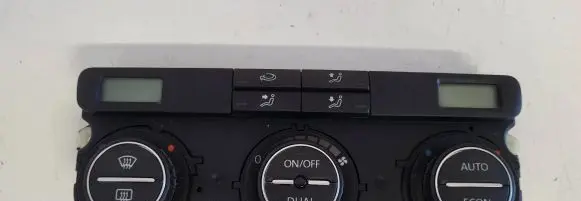 Volkswagen PASSAT B6 Climate control unit QNQFF