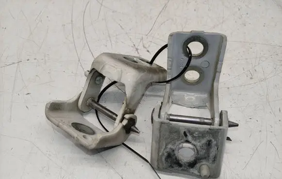 Citroen C4 II Picasso Front door upper hinge 1608322080 1608322680