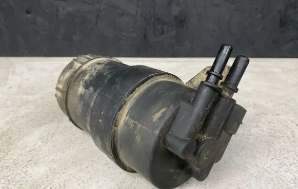 Volvo XC70 Fuel filter housing 30636249