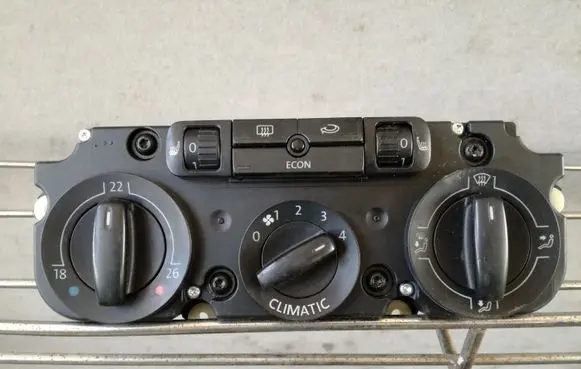 Volkswagen Caddy Climate control unit