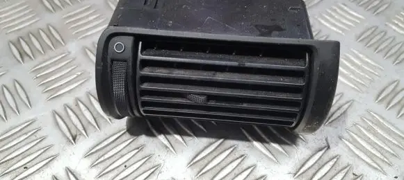 Audi A4 S4 B5 8D Dashboard side air vent grill/cover trim 8D1820902