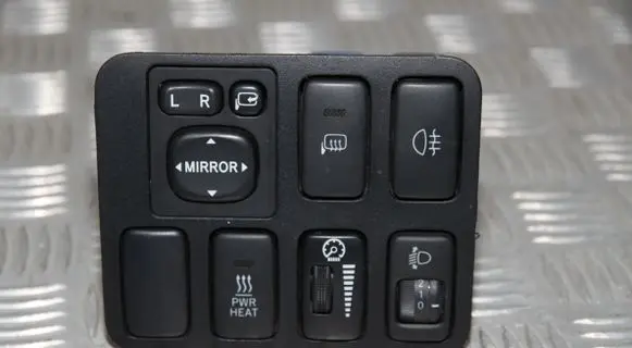 Toyota Land Cruiser (J120) Wing mirror switch 183575 769747D 156936
