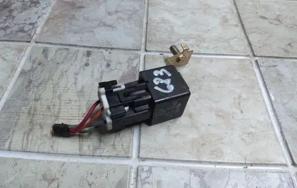 Hyundai Trajet Other relay 3916037120