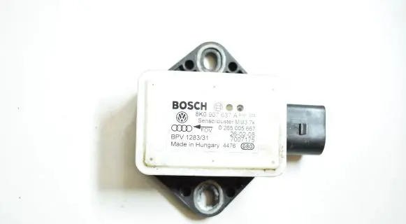 Audi A4 S4 B8 8K ESP acceleration yaw rate sensor 8K0907637A