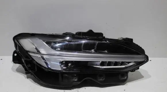 Volvo S90, V90 Headlight/headlamp 31655729 89915140