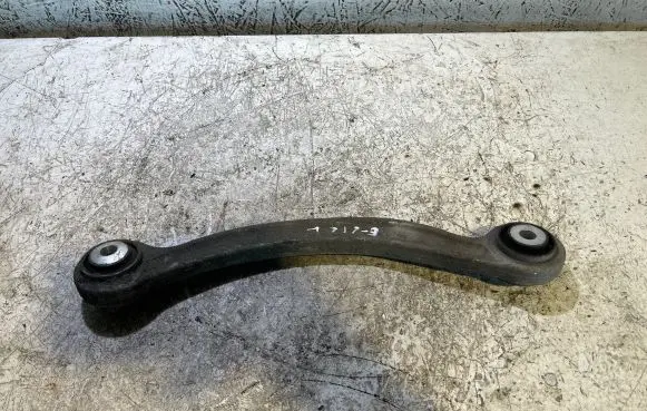 Mercedes-Benz E W212 Rear control arm