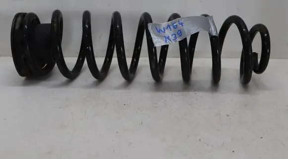 Mercedes-Benz ML W164 Rear coil spring