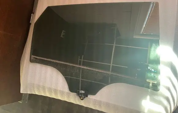 KIA Niro Rear door window glass 43R016879
