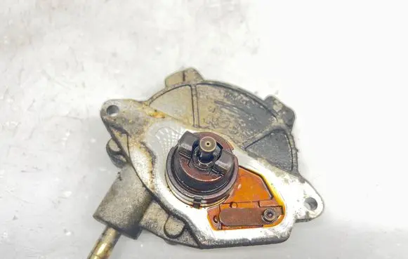 Vacuum pump