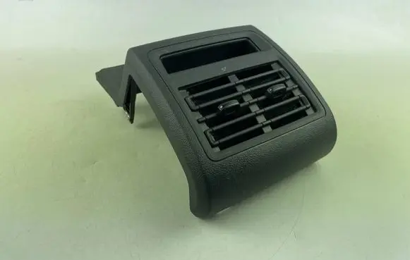 Volkswagen Golf VIII Rear air vent grill 5H0864298A 5H0819203