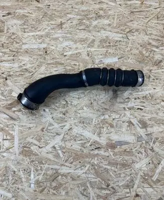Intercooler hose/pipe