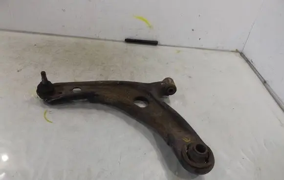 Toyota Yaris Front control arm