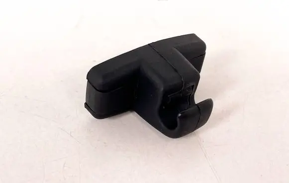 Sun visor clip/hook/bracket