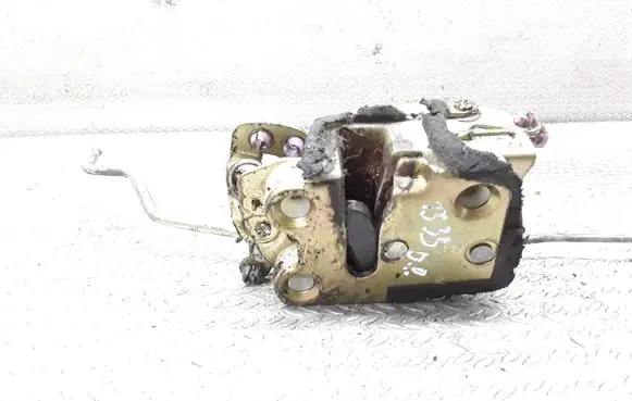 Opel Frontera A Front door lock