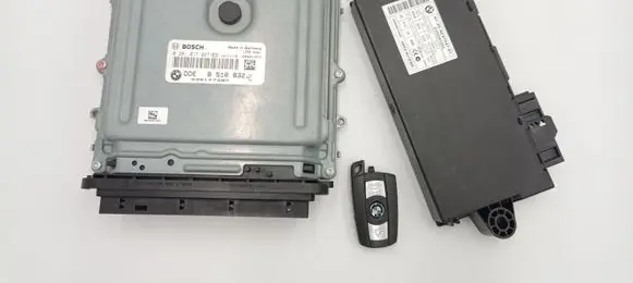 BMW 3 E90 E91 Engine ECU kit and lock set 9237047 61359237047 8510832