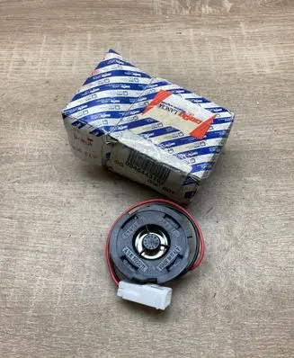 Fiat Palio Front door high frequency speaker 46443192 7296856001