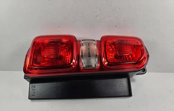 Toyota ProAce City Rear/tail lights 9808243180