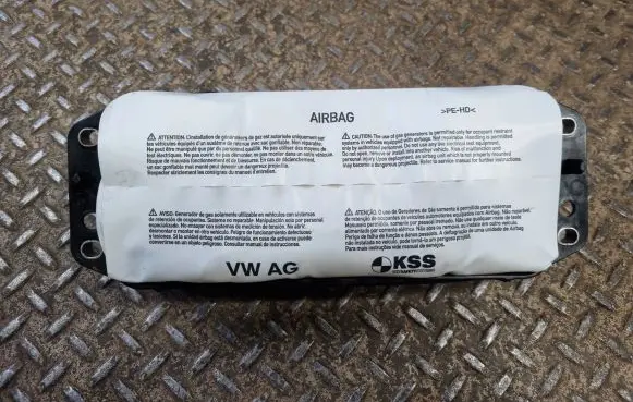 Passenger airbag