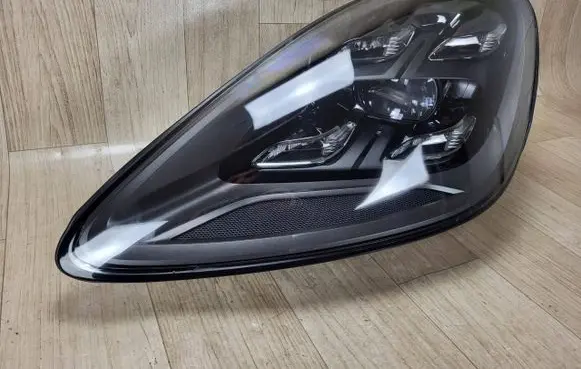 Porsche Cayenne (9Y0 9Y3) Headlight/headlamp 9Y0941035F
