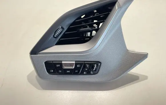 BMW 1 F40 Dashboard side air vent grill/cover trim 9461146 6823188