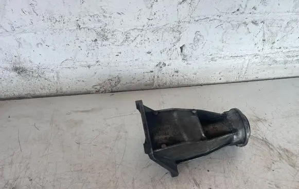 BMW 5 F10 F11 Driveshaft support bearing bracket 59280110