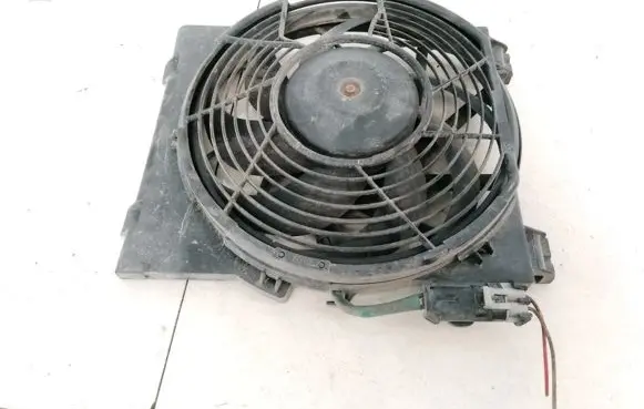 Opel Combo C Radiator cooling fan shroud 9158095
