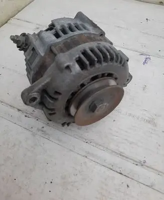 Nissan X-Trail T30 Generator/alternator 23100BN300