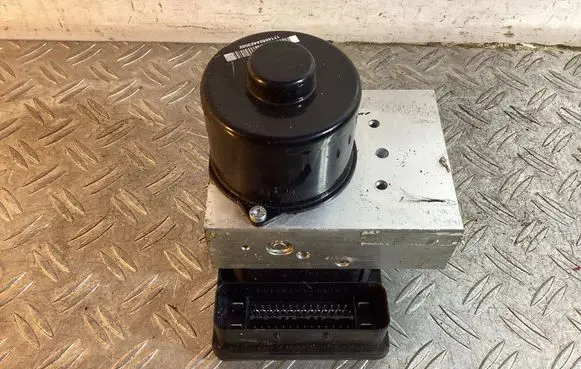 Mercedes-Benz GL X164 ABS Pump A1645458332