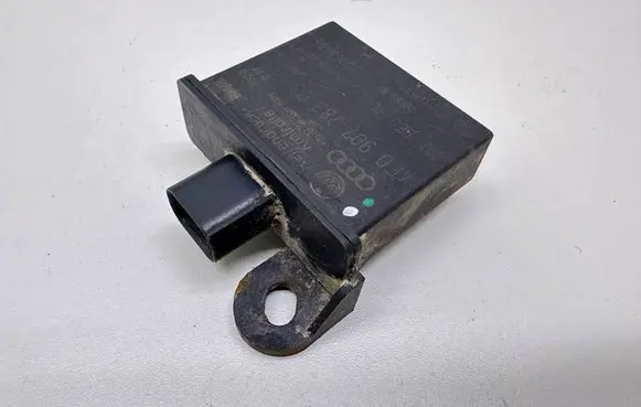 Audi Q7 4L Tire pressure sensor 4F0907283 20068685 053300401201
