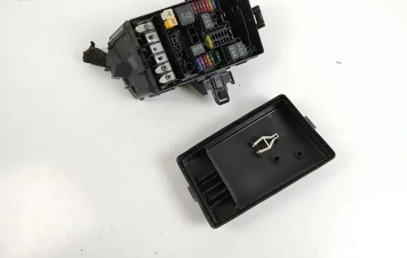 Skoda Octavia Mk3 (5E) Fuse module 5Q0907361D