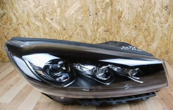 KIA Sorento Headlight/headlamp 92102C5620 C592122220 C592121220