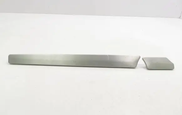 Mercedes-Benz R W251 Panel trim A2516800971 A2516801071