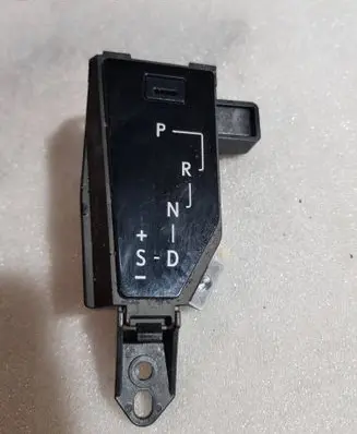 Lexus RX 450H Gear shift selector indicator 76K114