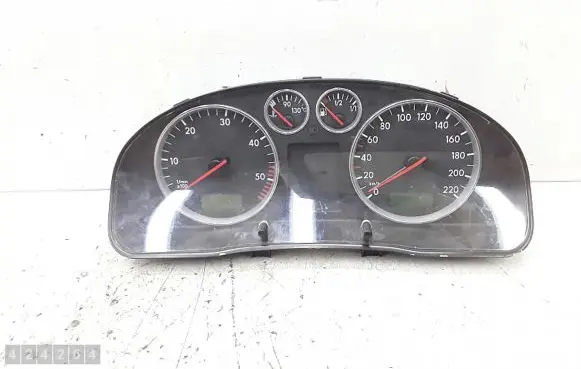 Volkswagen PASSAT B5 Speedometer (instrument cluster) 3B0920