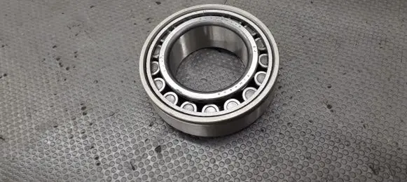 Nissan Pathfinder R52 R16 alloy rim 