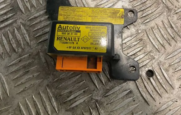 Renault Master II Airbag control unit/module