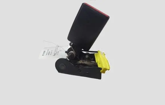 Volvo V60 Rear seatbelt buckle 31250659 20150519