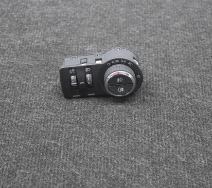 Opel Mokka Light switch 95297440 10026917