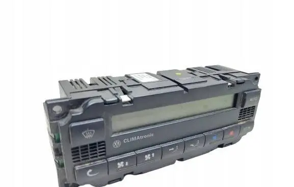 Volkswagen Golf IV Climate control unit 3B1907044H 2400022303